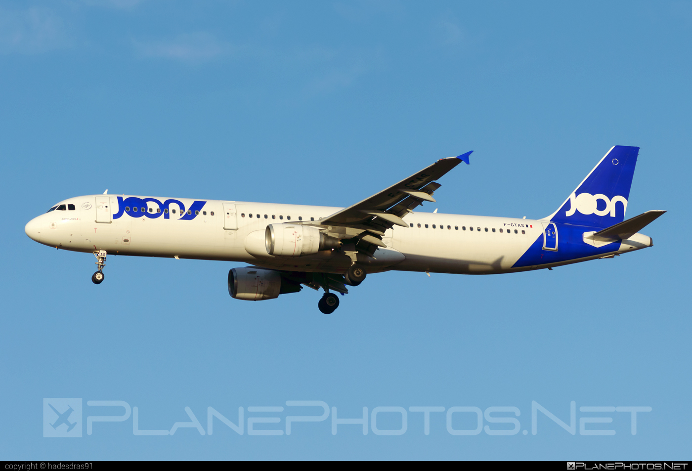 Airbus A321-212 - F-GTAS operated by Joon #a320family #a321 #airbus #airbus321 #joon