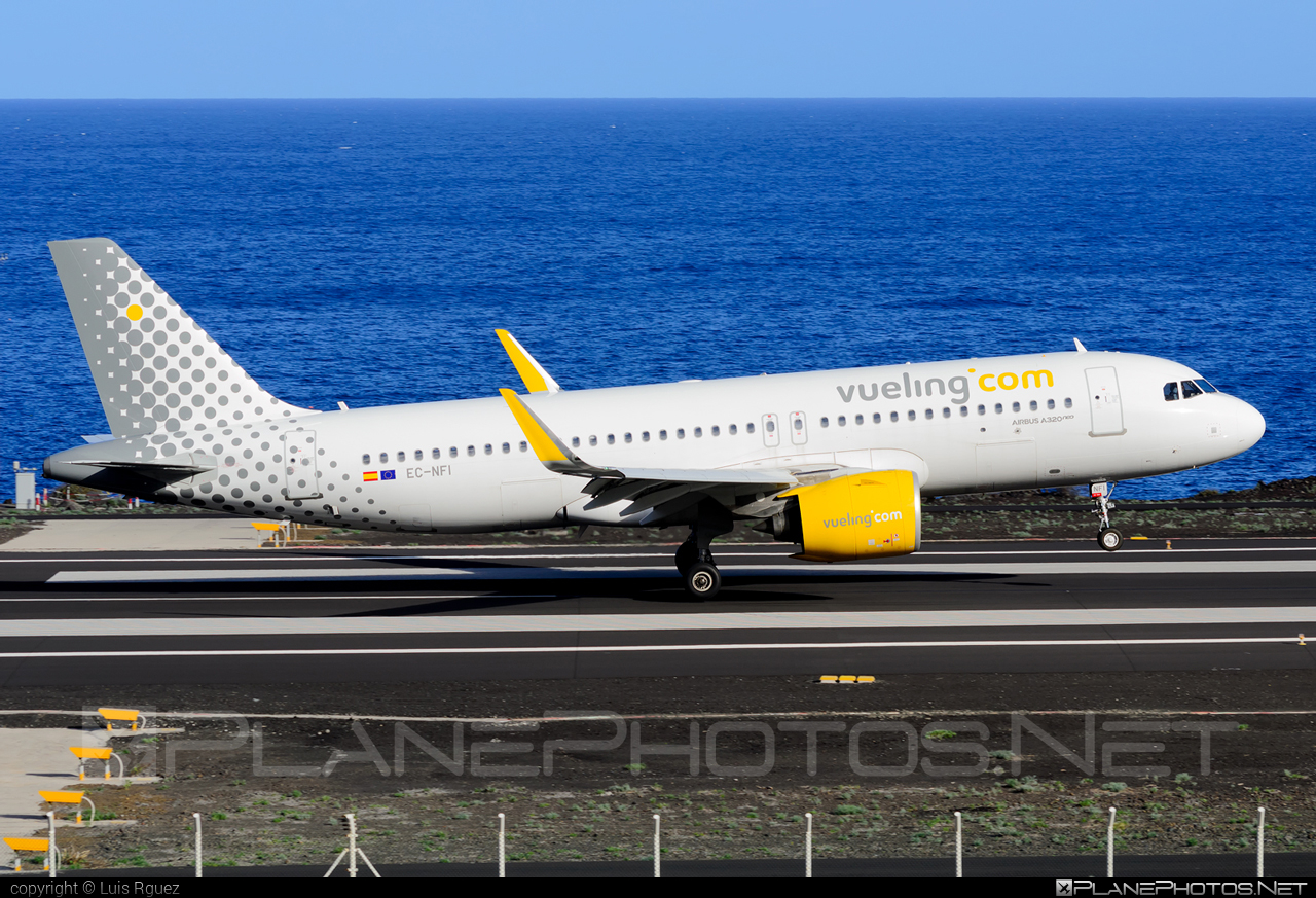 Airbus A320-271N - EC-NFI operated by Vueling Airlines #a320 #a320family #a320neo #airbus #airbus320 #vueling #vuelingairlines