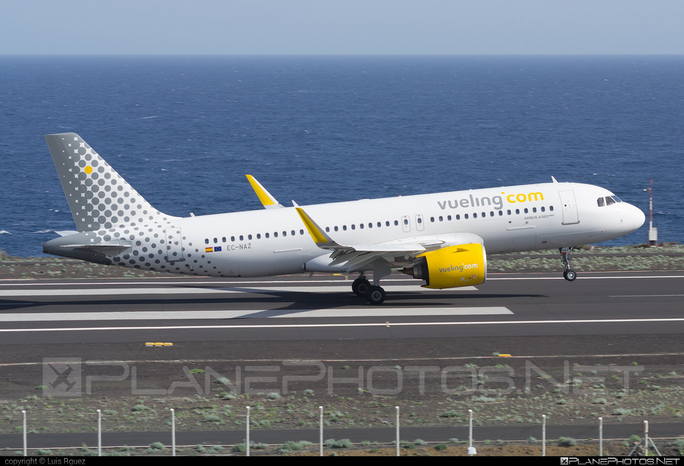 Airbus A320-271N - EC-NAZ operated by Vueling Airlines #a320 #a320family #a320neo #airbus #airbus320 #vueling #vuelingairlines