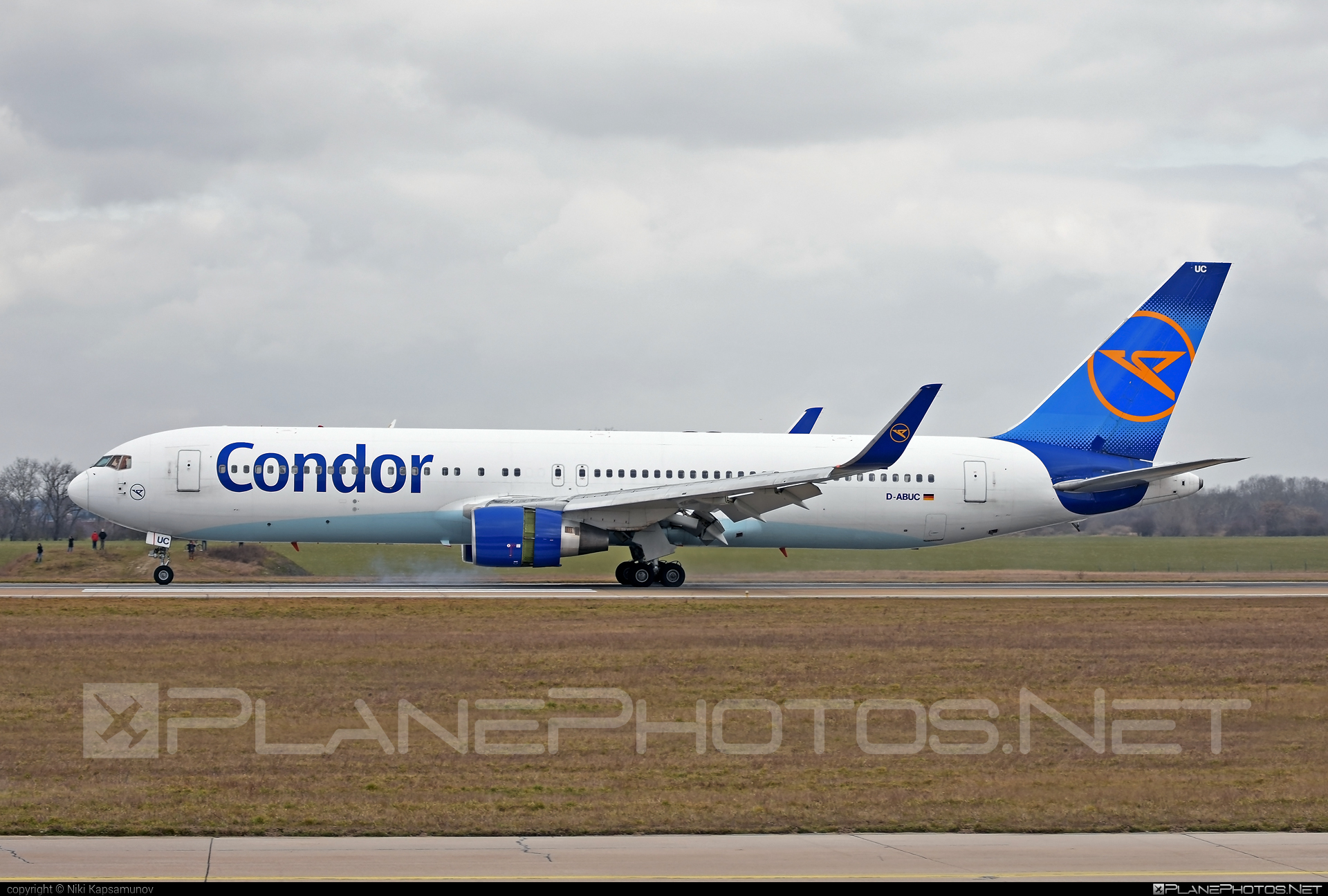 Boeing 767-300ER - D-ABUC operated by Condor #b767 #b767er #boeing #boeing767 #condor #condorAirlines