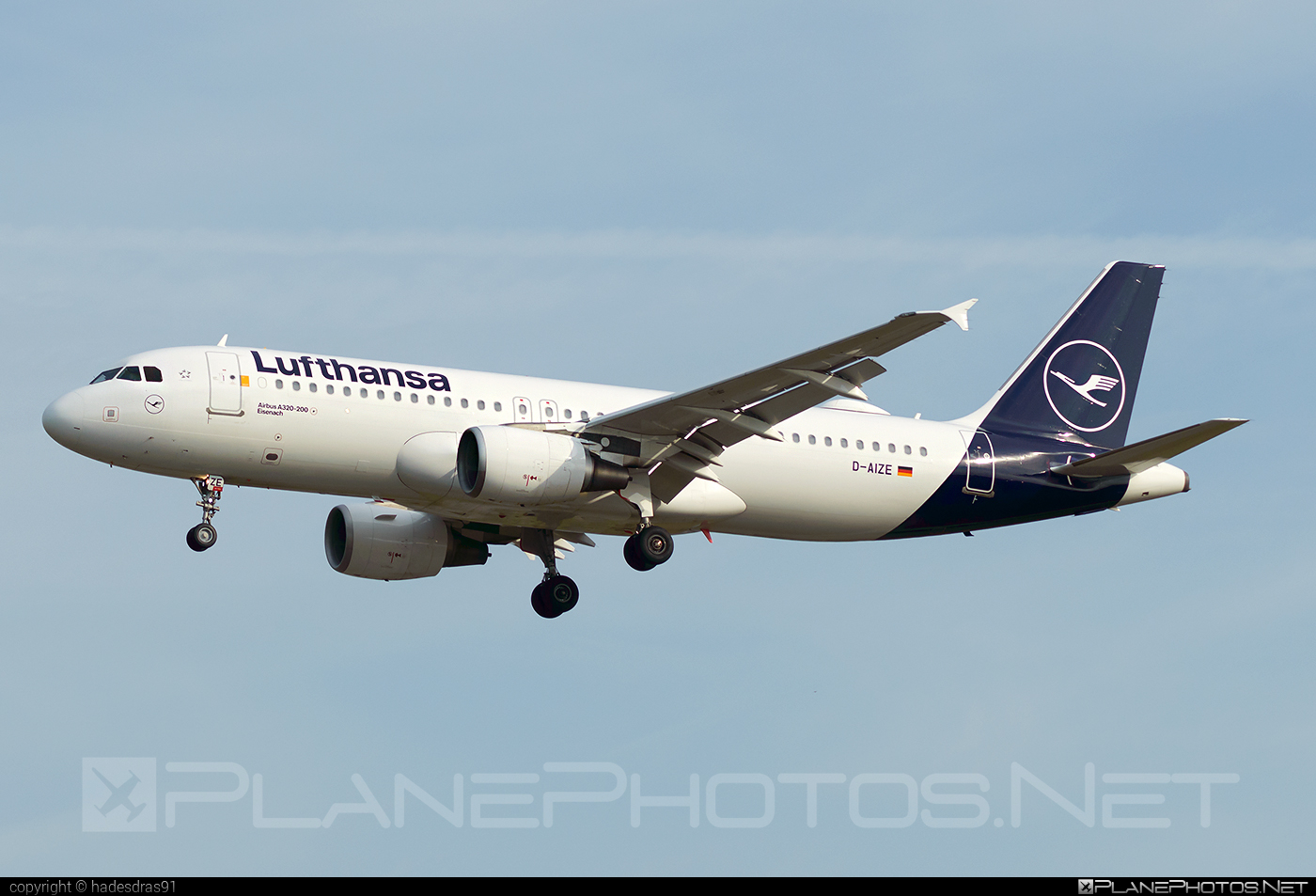Airbus A320-214 - D-AIZE operated by Lufthansa #a320 #a320family #airbus #airbus320 #lufthansa