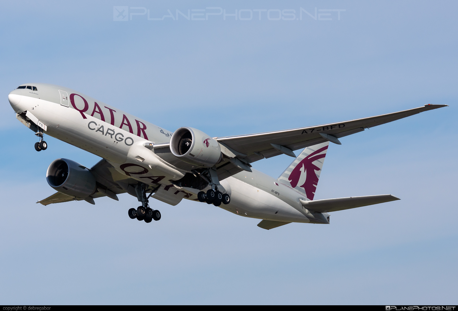 Boeing 777F - A7-BFD operated by Qatar Airways Cargo #b777 #b777f #b777freighter #boeing #boeing777 #qatarairwayscargo #tripleseven