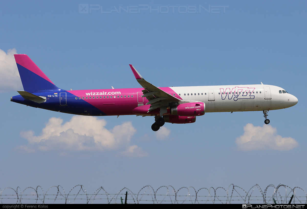 Airbus A321-231 - HA-LTE operated by Wizz Air #a320family #a321 #airbus #airbus321 #wizz #wizzair
