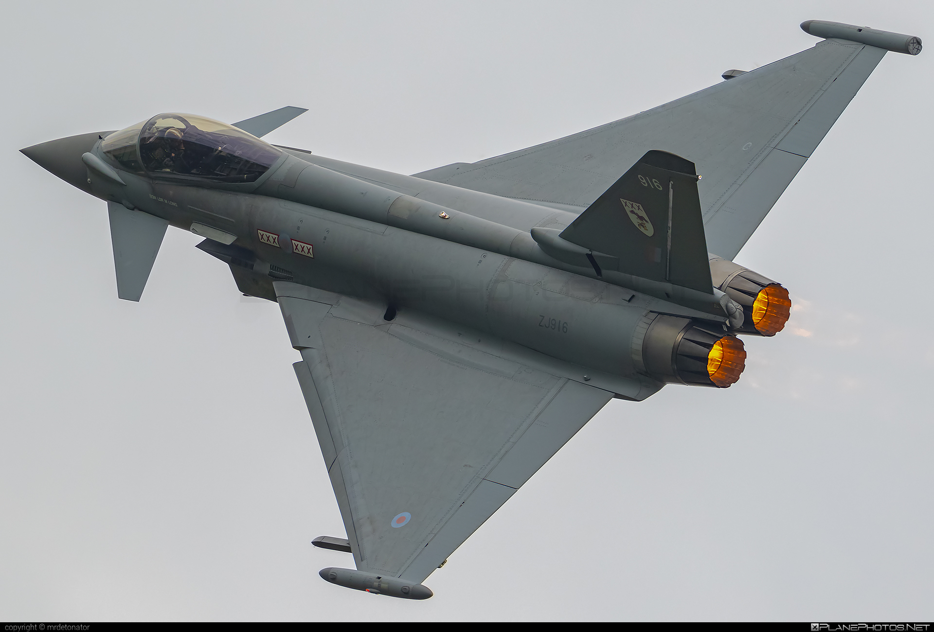 Eurofighter Typhoon FGR.4 - ZJ916 operated by Royal Air Force (RAF) #ef2000 #eurofighter #eurofightertyphoon #kecskemetairshow2021 #raf #royalAirForce #typhoon #typhoonfgr4