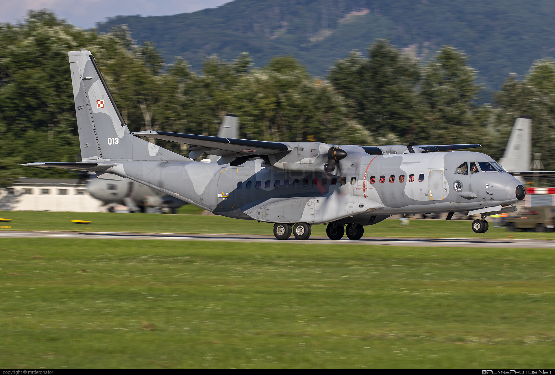CASA 295M - 013 operated by Siły Powietrzne Rzeczypospolitej Polskiej (Polish Air Force) #casa #casa295 #casa295m #polishairforce #siaf2021 #silypowietrzne