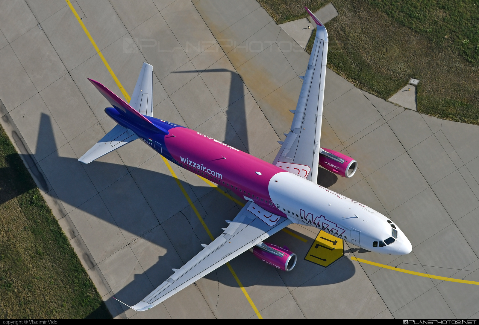Airbus A320-232 - HA-LYT operated by Wizz Air #a320 #a320family #airbus #airbus320 #wizz #wizzair