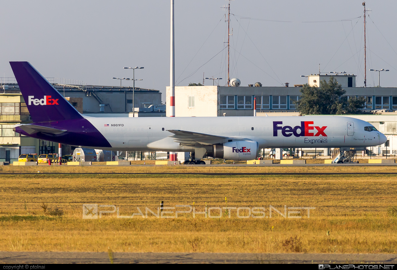Boeing 757-200SF - N901FD operated by FedEx Express #b757 #boeing #boeing757 #fedex #fedexairlines #fedexexpress