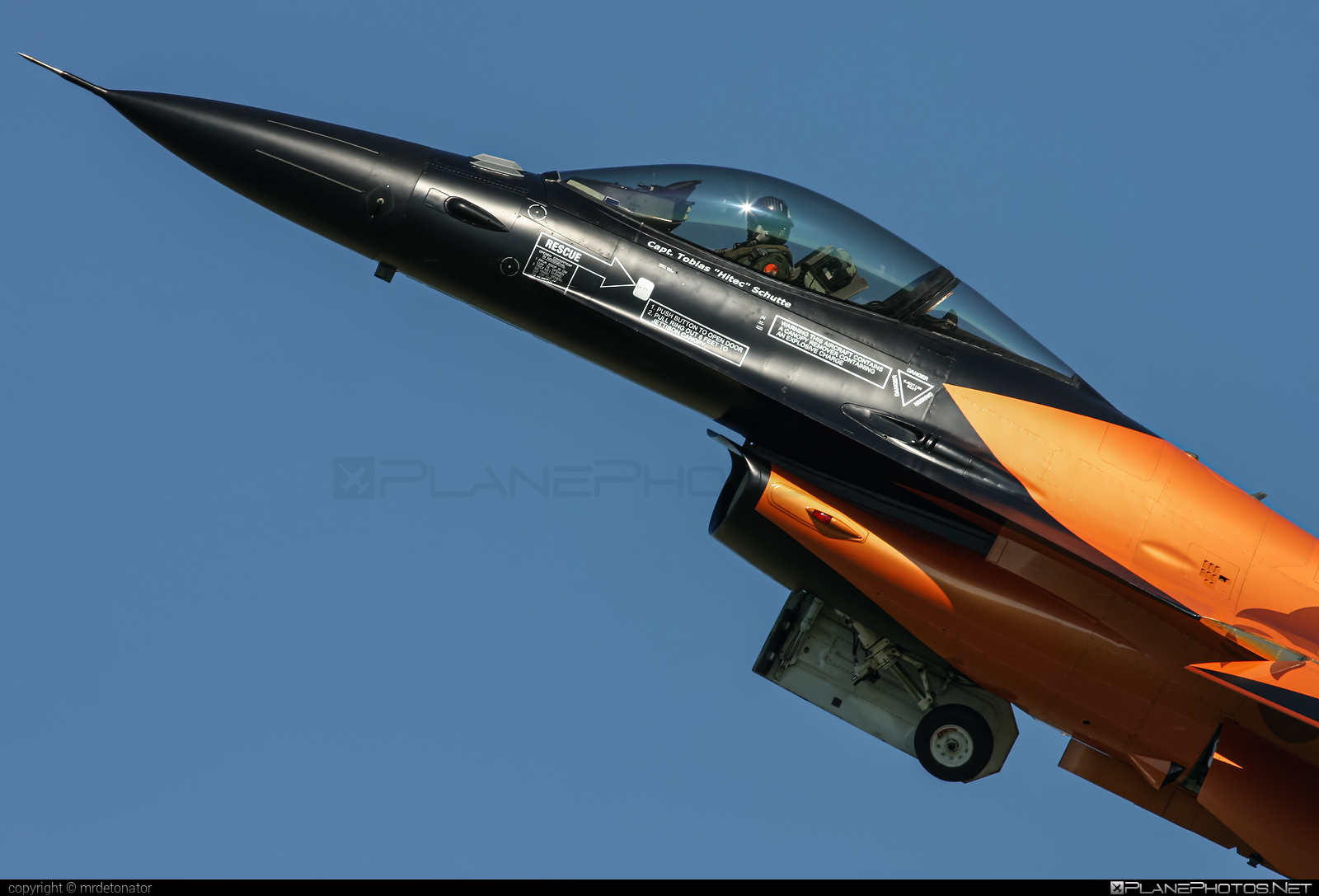 Fokker F-16AM Fighting Falcon - J-015 operated by Koninklijke Luchtmacht (Royal Netherlands Air Force) #dnh2010 #f16 #f16am #fightingfalcon #fokker #koninklijkeluchtmacht #royalnetherlandsairforce