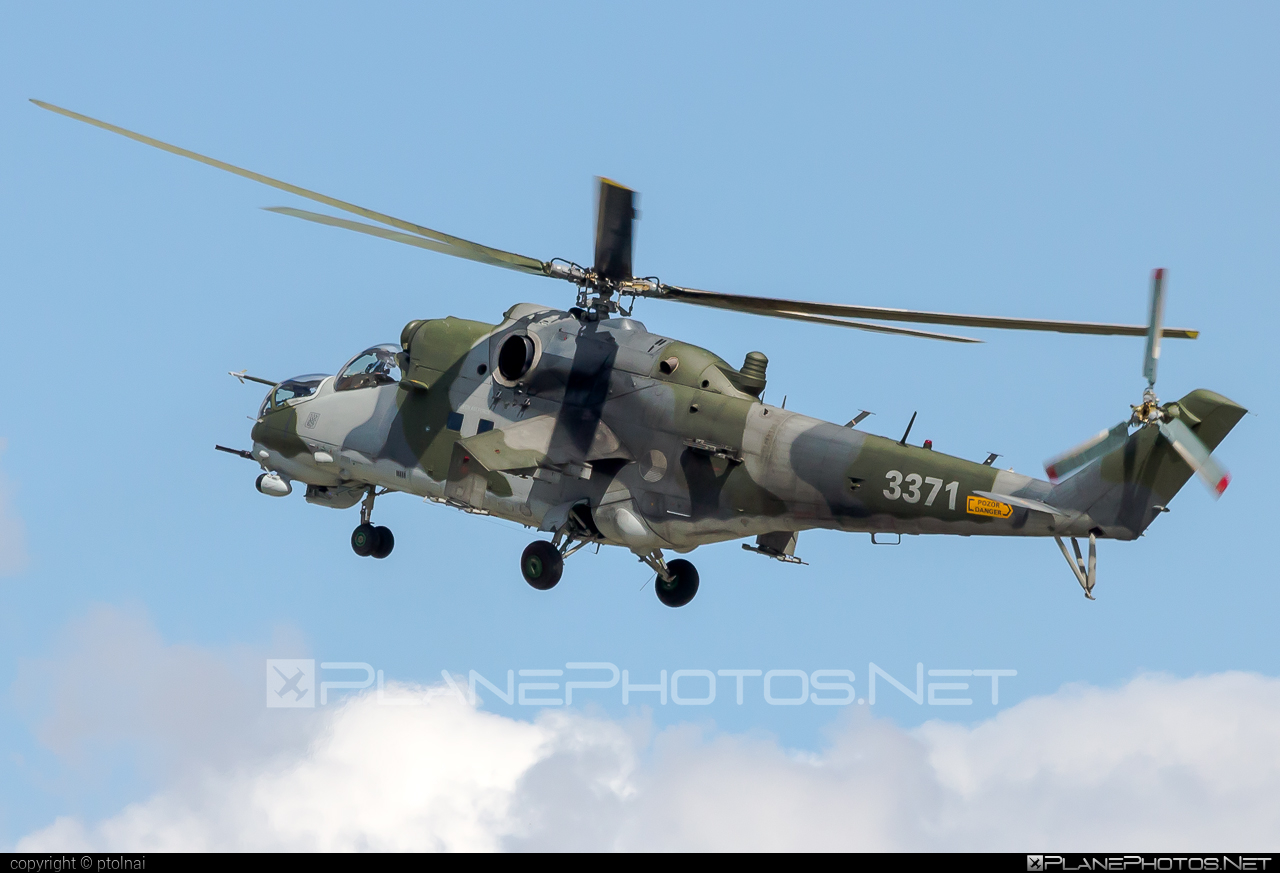 Mil Mi-35 - 3371 operated by Vzdušné síly AČR (Czech Air Force) #czechairforce #kecskemetairshow2021 #mi35 #mil #milhelicopters #vzdusnesilyacr