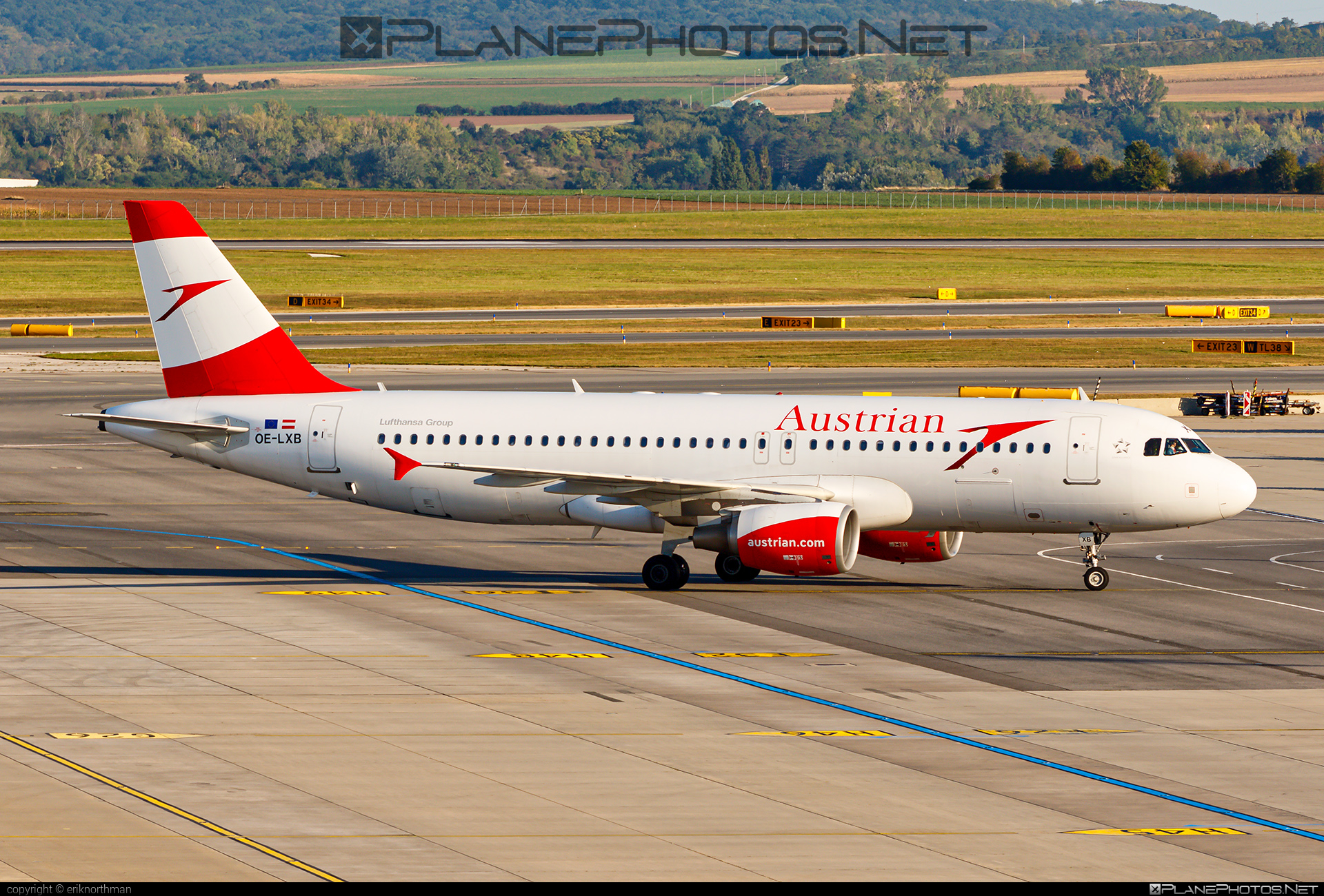 Airbus A320-216 - OE-LXB operated by Austrian Airlines #a320 #a320family #airbus #airbus320 #austrian #austrianAirlines