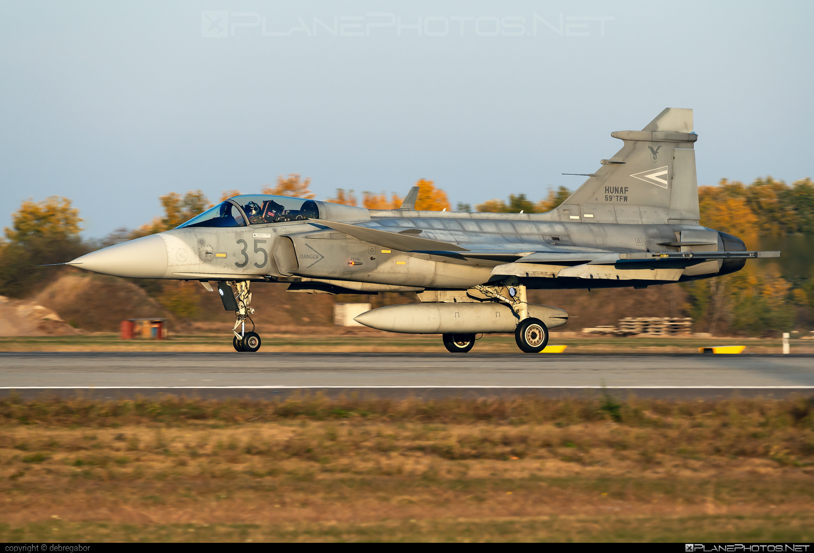 Saab JAS 39C Gripen - 35 operated by Magyar Légierő (Hungarian Air Force) #gripen #hungarianairforce #jas39 #jas39c #jas39gripen #magyarlegiero #saab