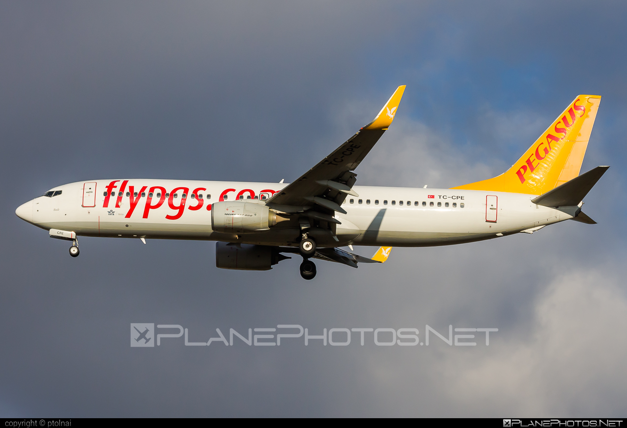 Boeing 737-800 - TC-CPE operated by Pegasus Airlines #PegasusAirlines #b737 #b737nextgen #b737ng #boeing #boeing737 #flypgs
