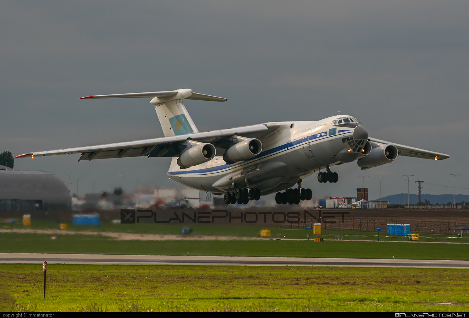 Ilyushin Il-76TD - UN-76374 operated by Kazakhstan - Government #ciaf2006 #il76 #il76td #ilyushin