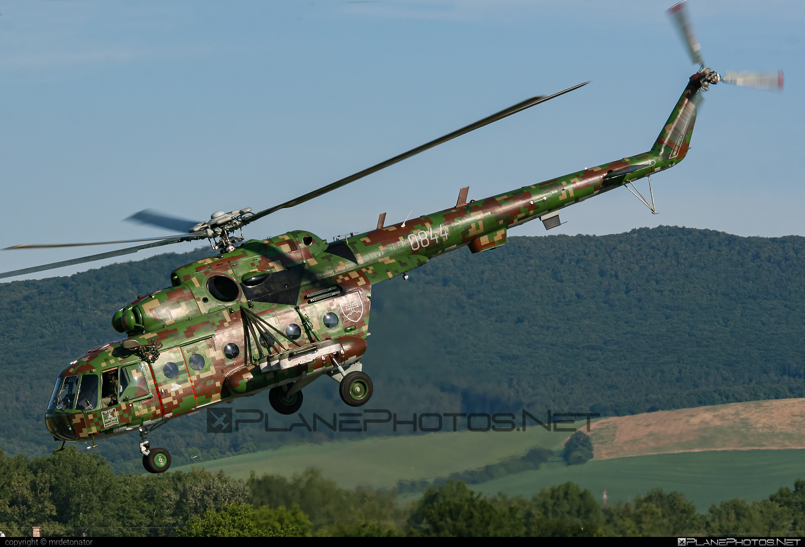 Mil Mi-17M - 0844 operated by Vzdušné sily OS SR (Slovak Air Force) #mi17 #mi17m #mil #milhelicopters #milmi17 #milmi17m #slovakairforce #vzdusnesilyossr