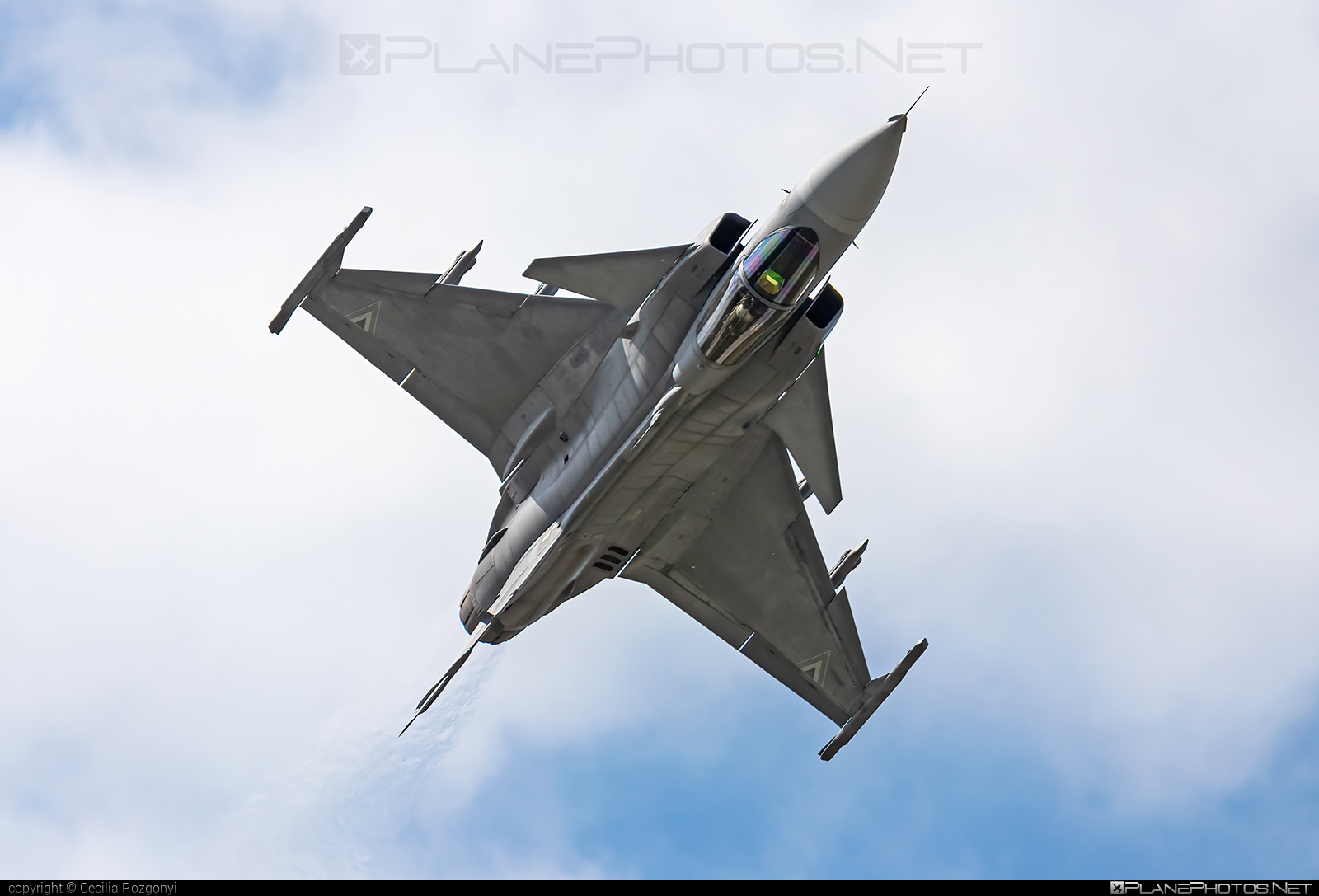 Saab JAS 39C Gripen - 33 operated by Magyar Légierő (Hungarian Air Force) #gripen #hungarianairforce #jas39 #jas39c #jas39gripen #magyarlegiero #saab