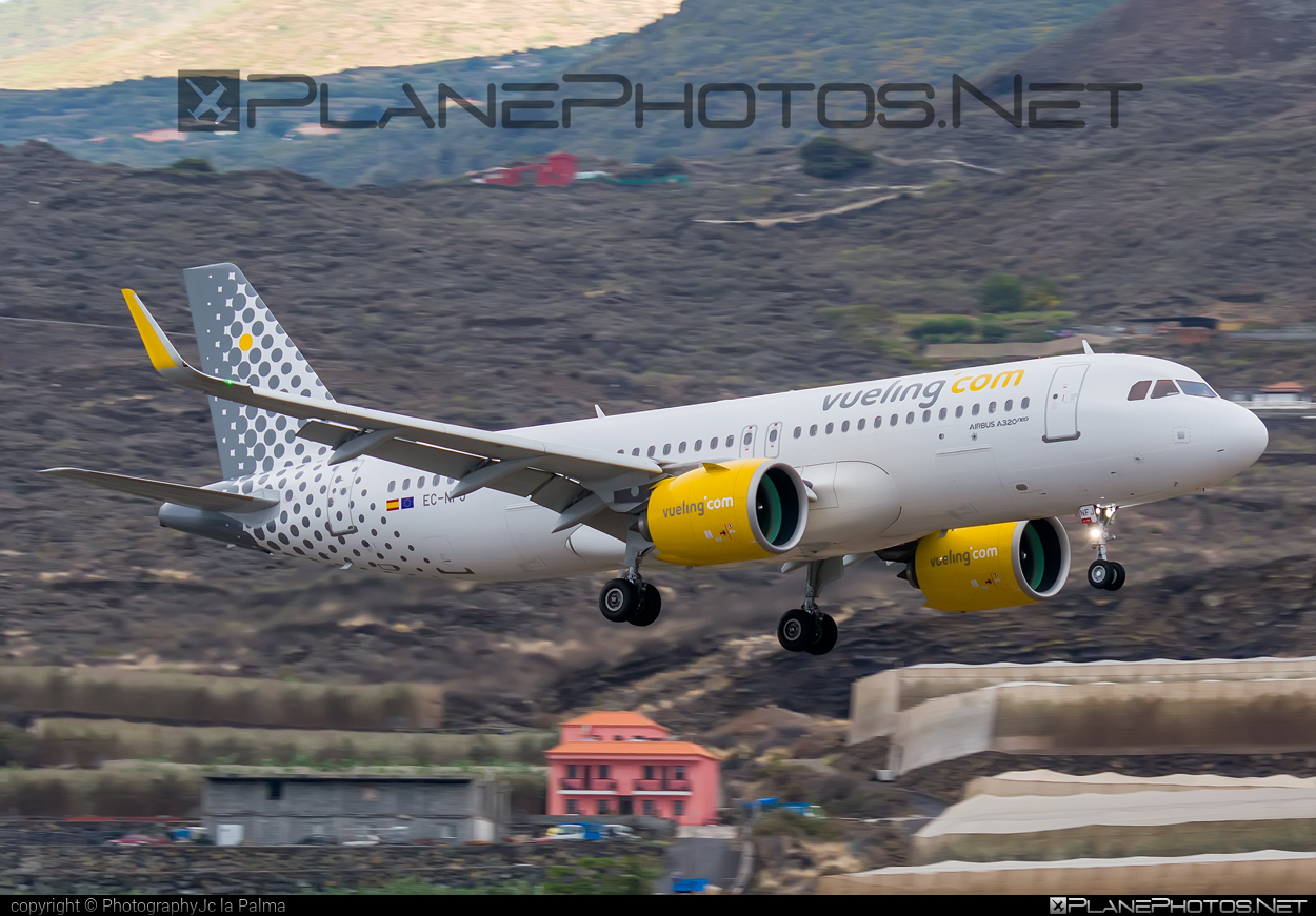 Airbus A320-271N - EC-NFJ operated by Vueling Airlines #a320 #a320family #a320neo #airbus #airbus320 #vueling #vuelingairlines