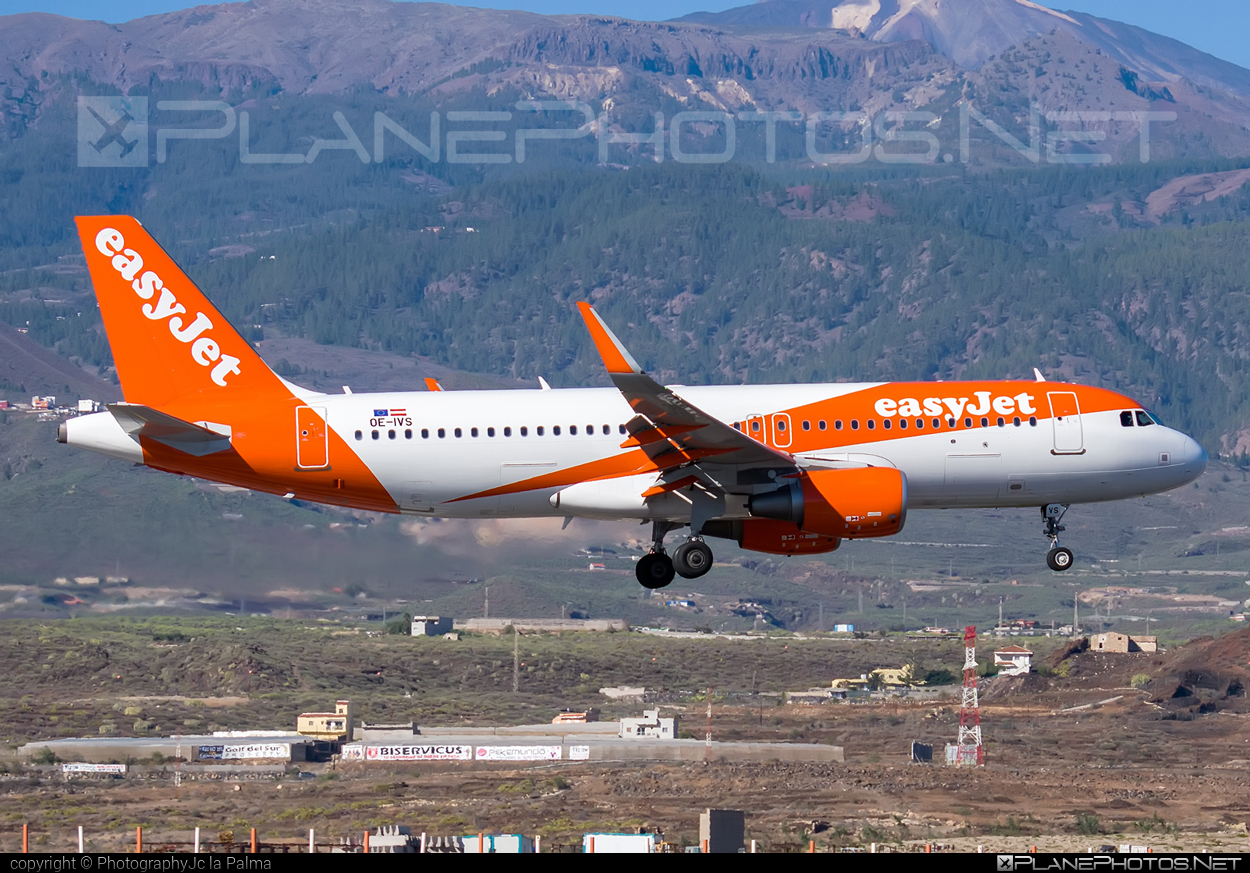 Airbus A320-214 - OE-IVS operated by easyJet Europe #a320 #a320family #airbus #airbus320 #easyjet #easyjeteurope