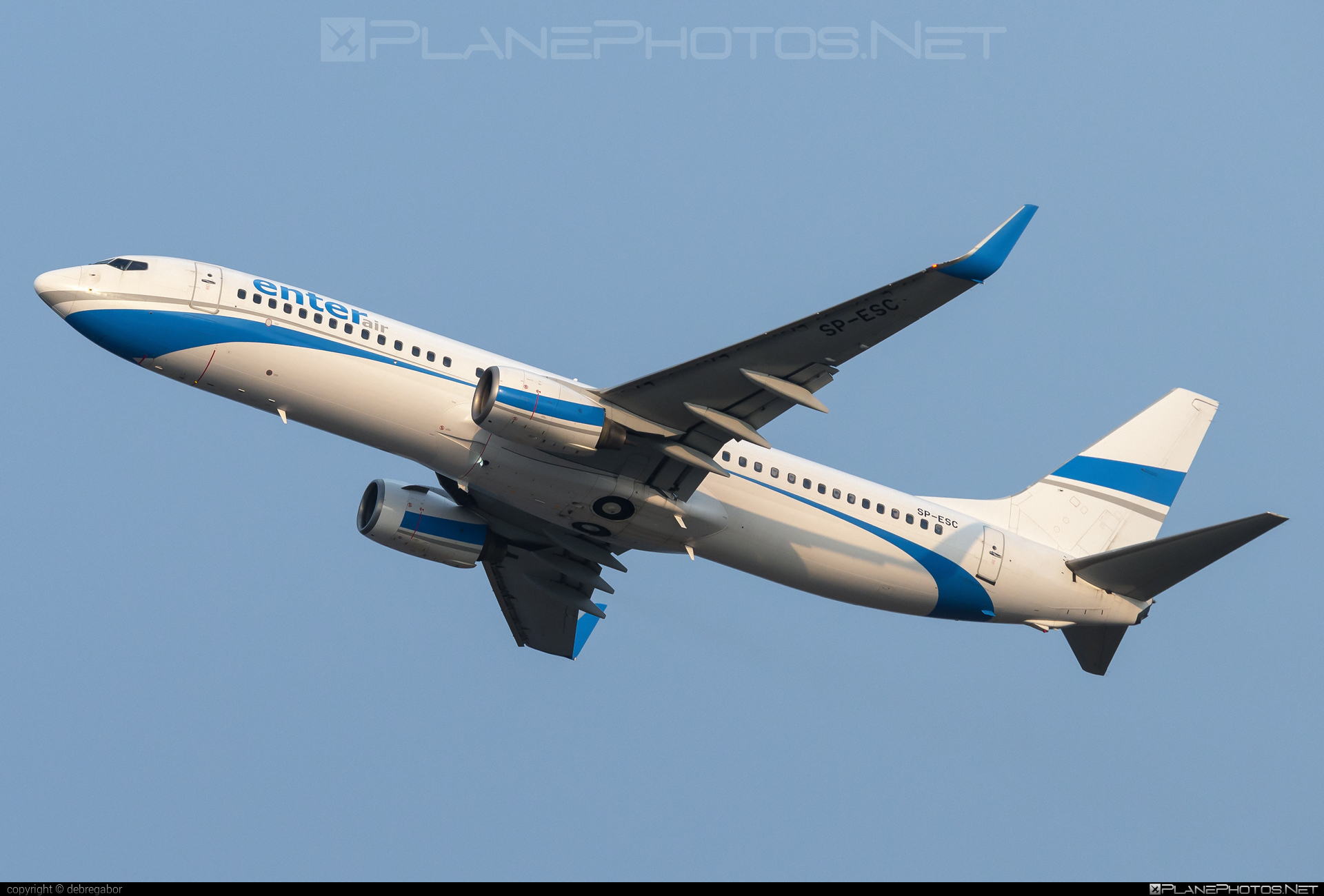 Boeing 737-800 - SP-ESC operated by Enter Air #b737 #b737nextgen #b737ng #boeing #boeing737