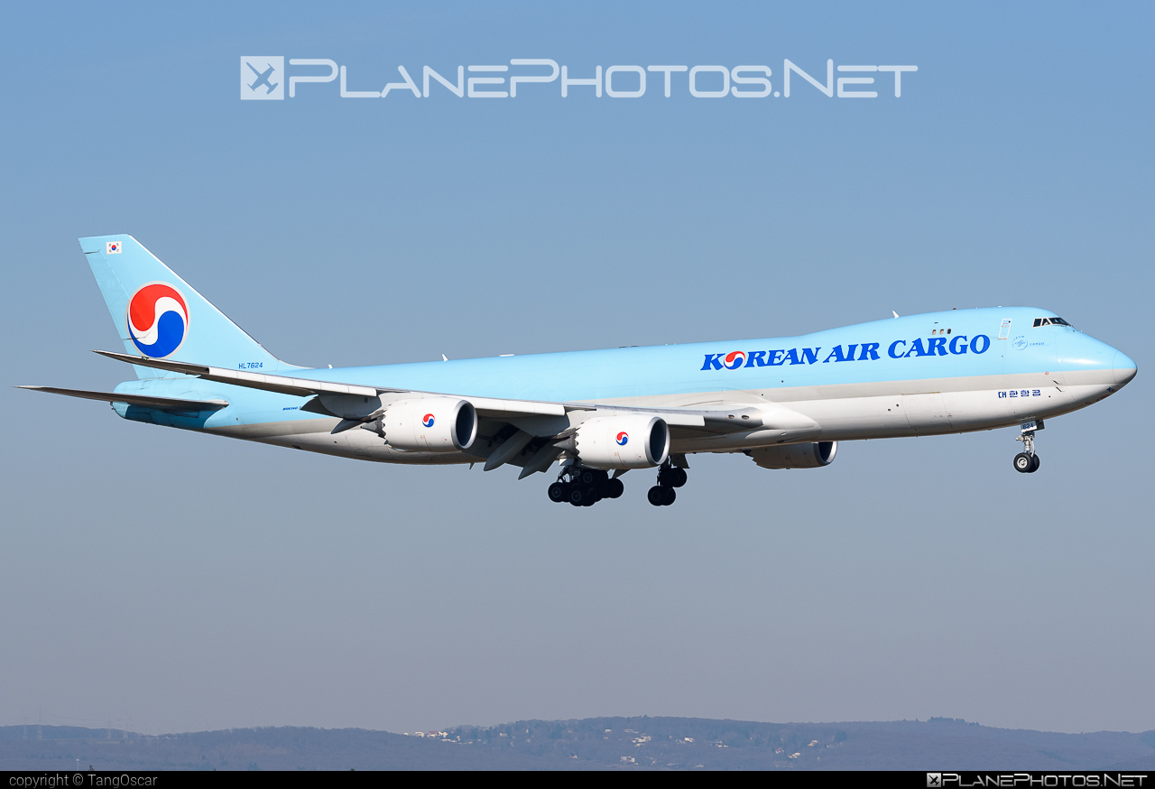 HL7624 - Boeing 747-8F operated by Korean Air Cargo taken by