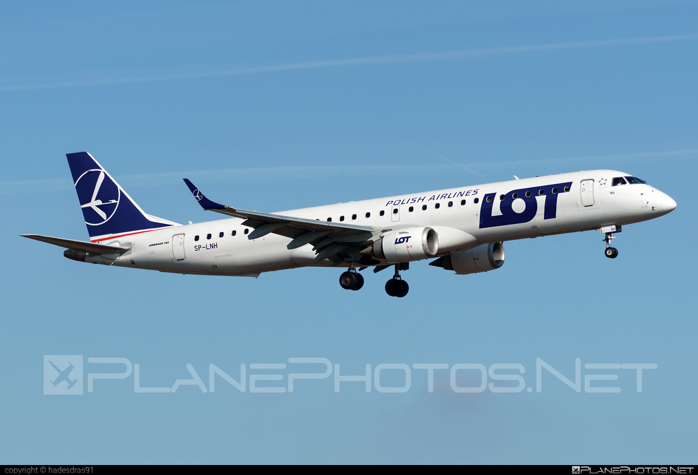 Embraer E195LR (ERJ-190-200LR) - SP-LNH operated by LOT Polish Airlines #e190 #e190200 #e190200lr #e195lr #embraer #embraer190200lr #embraer195 #embraer195lr #lot #lotpolishairlines