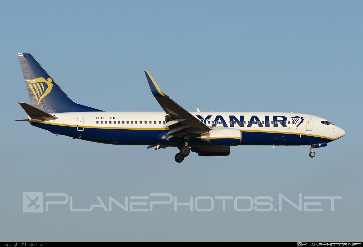 Boeing 737-800 - EI-DCZ operated by Ryanair #b737 #b737nextgen #b737ng #boeing #boeing737 #ryanair