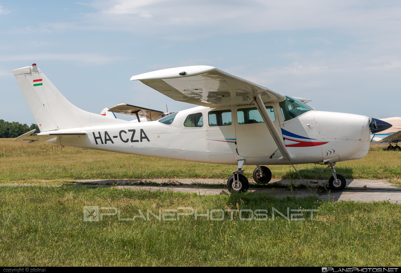 Cessna 205A - HA-CZA operated by Private operator #cessna #cessna205 #cessna205a