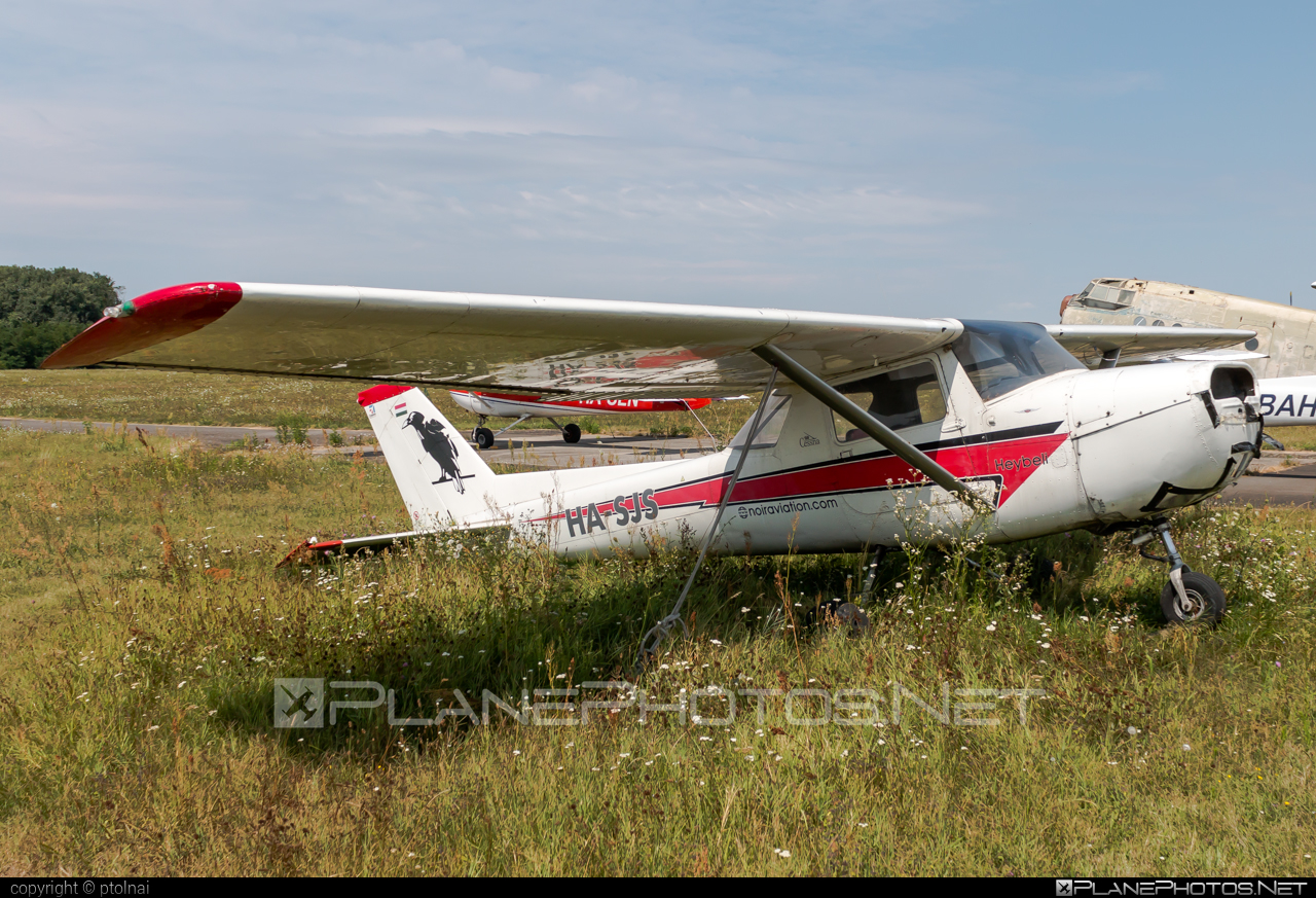 Cessna 150 - HA-SJS operated by Multifly Kft. #cessna #cessna150 #multifly #multiflykft