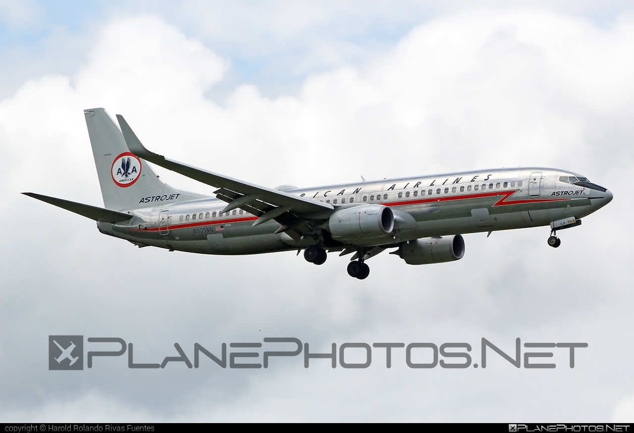 Boeing 737-800 - N905NN operated by American Airlines #americanairlines #b737 #b737nextgen #b737ng #boeing #boeing737