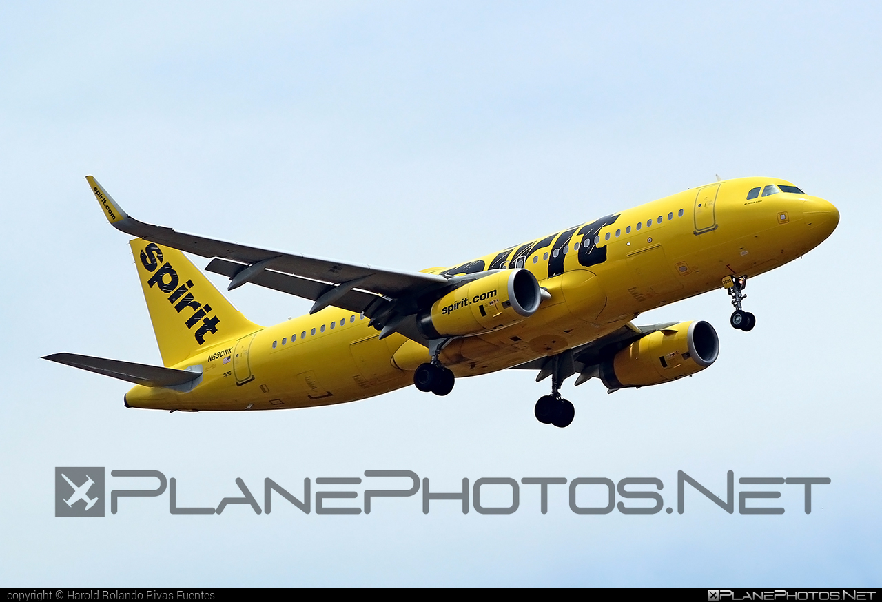 Airbus A320-232 - N690NK operated by Spirit Airlines #SpiritAirlines #a320 #a320family #airbus #airbus320