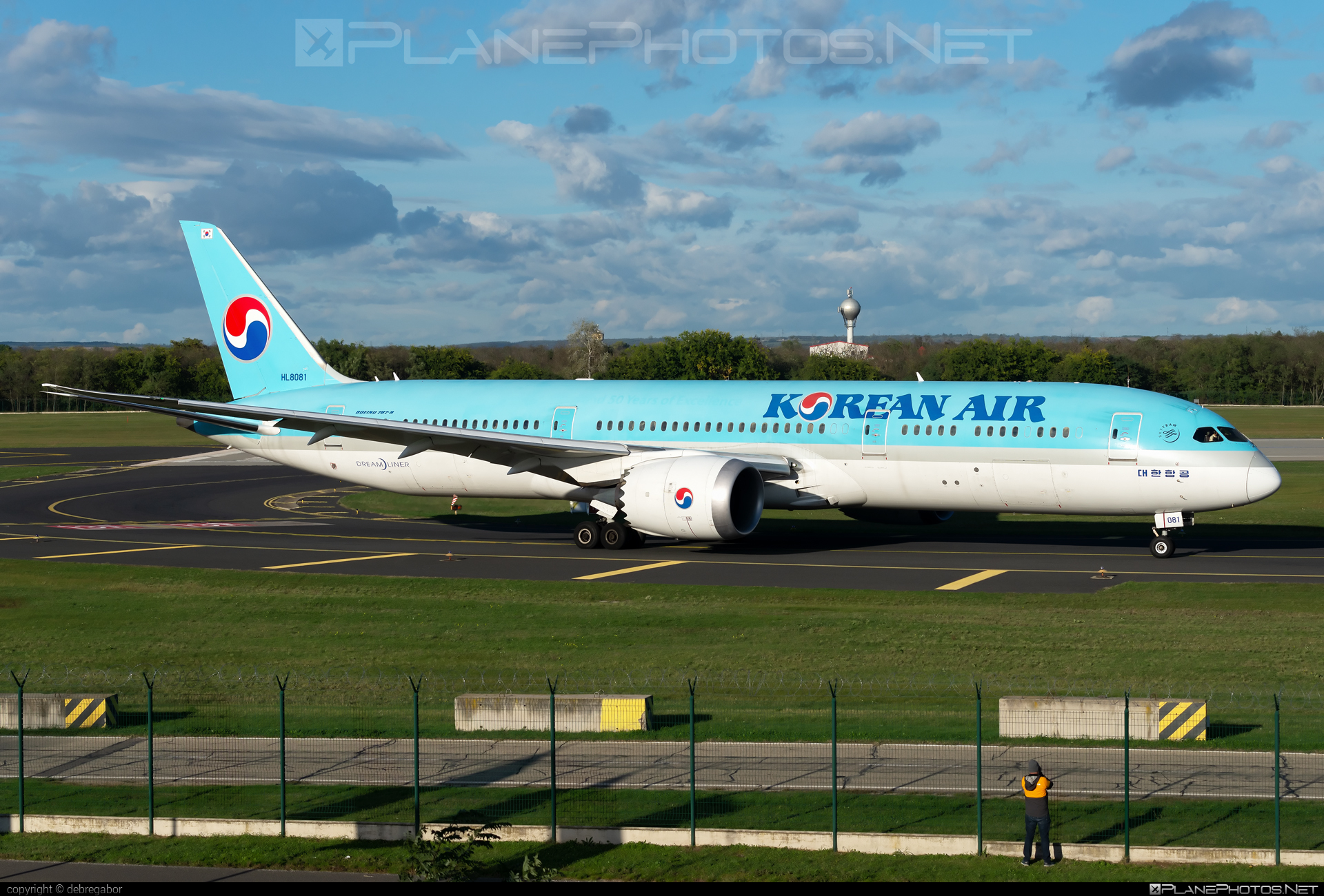 Boeing 787-9 Dreamliner - HL8081 operated by Korean Air #b787 #boeing #boeing787 #dreamliner #koreanair