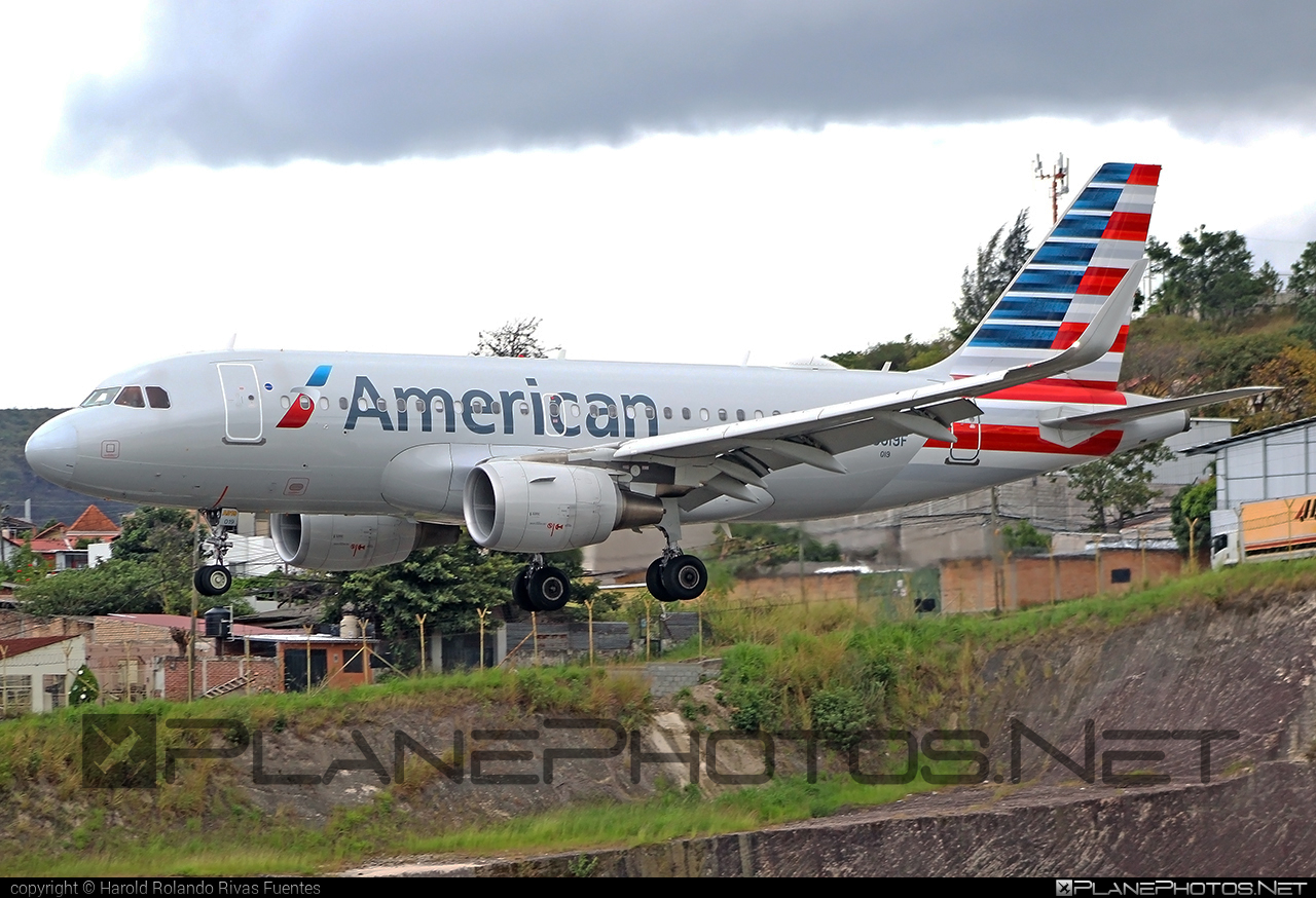 Airbus A319-115 - N9019F operated by American Airlines #a319 #a320family #airbus #airbus319 #americanairlines