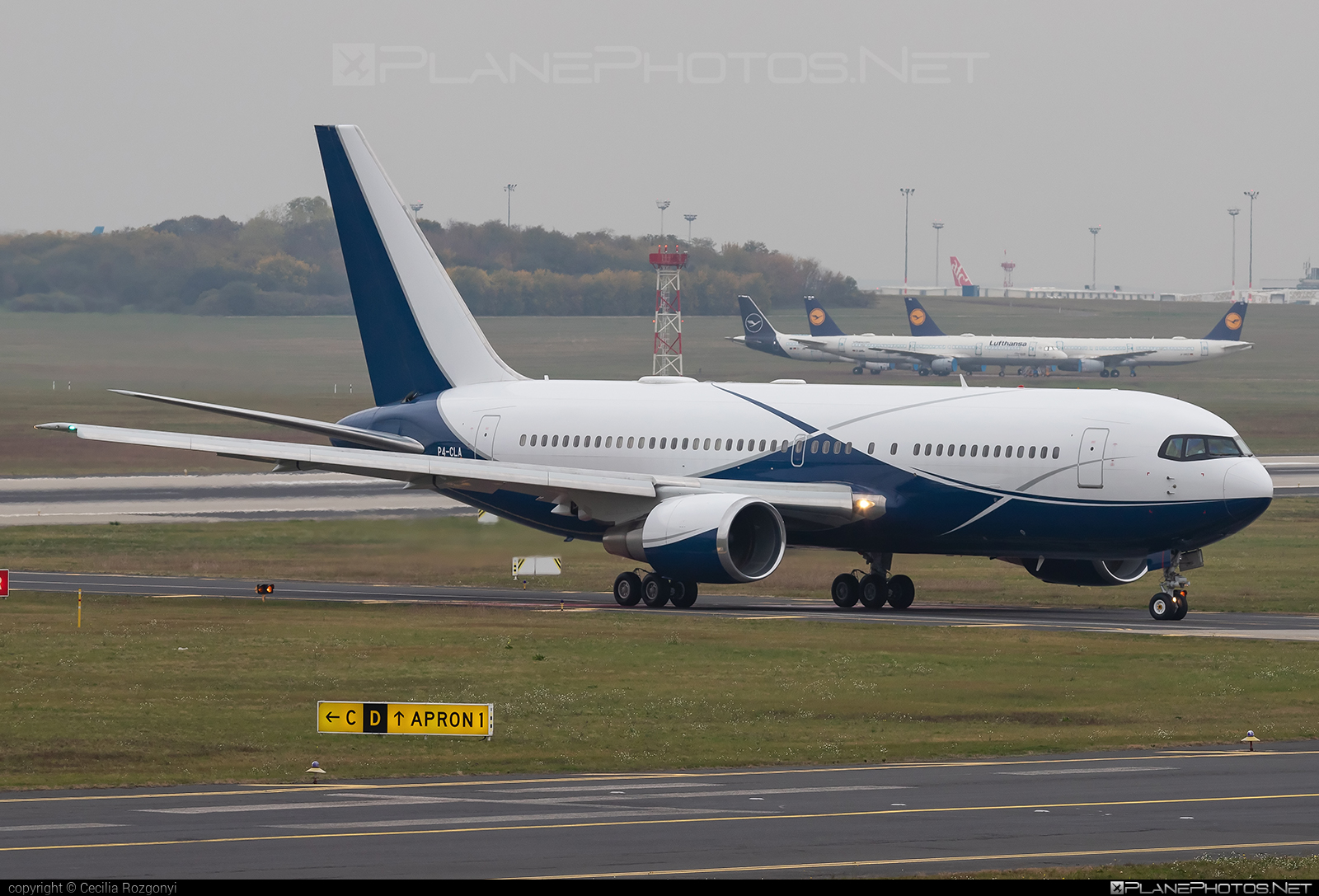 Boeing 767-200ER - P4-CLA operated by Comlux Aruba #ComluxAruba #ComluxAviation #b767 #b767er #boeing #boeing767 #comlux