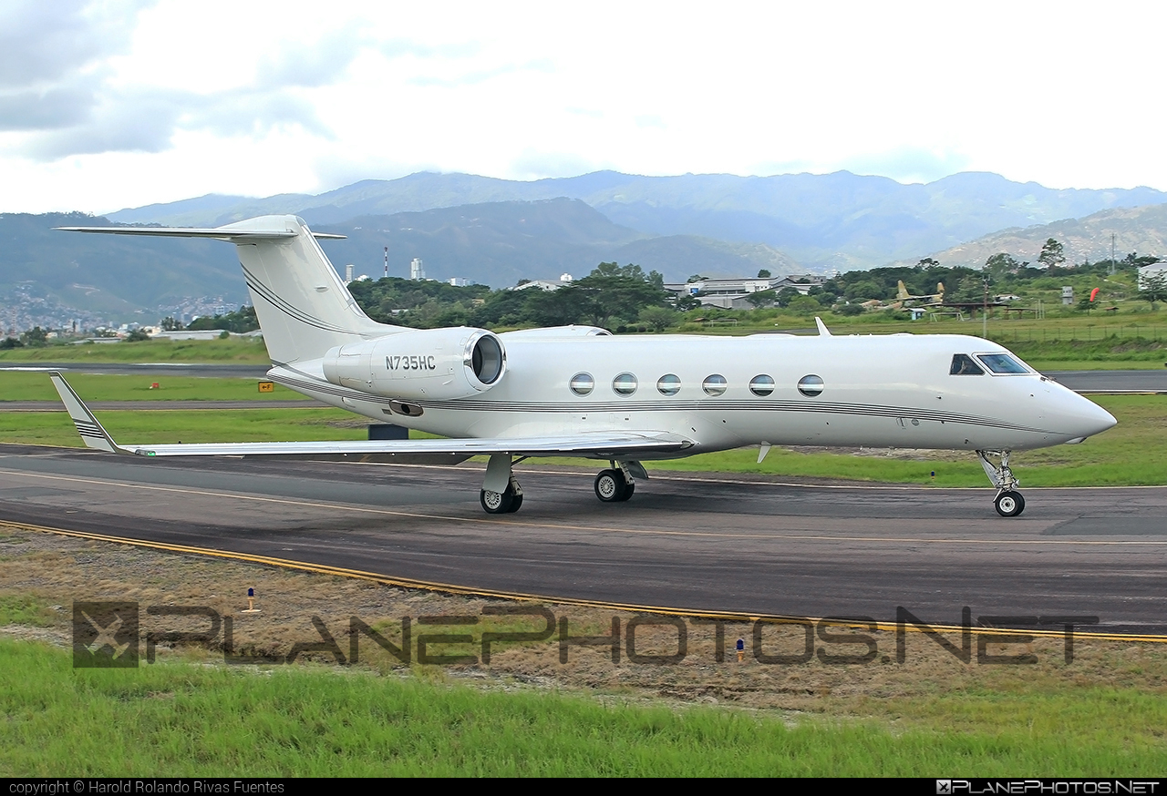 Gulfstream G450 - N735HC operated by Private operator #g450 #gulfstream #gulfstreamG450 #gulfstreamGivx