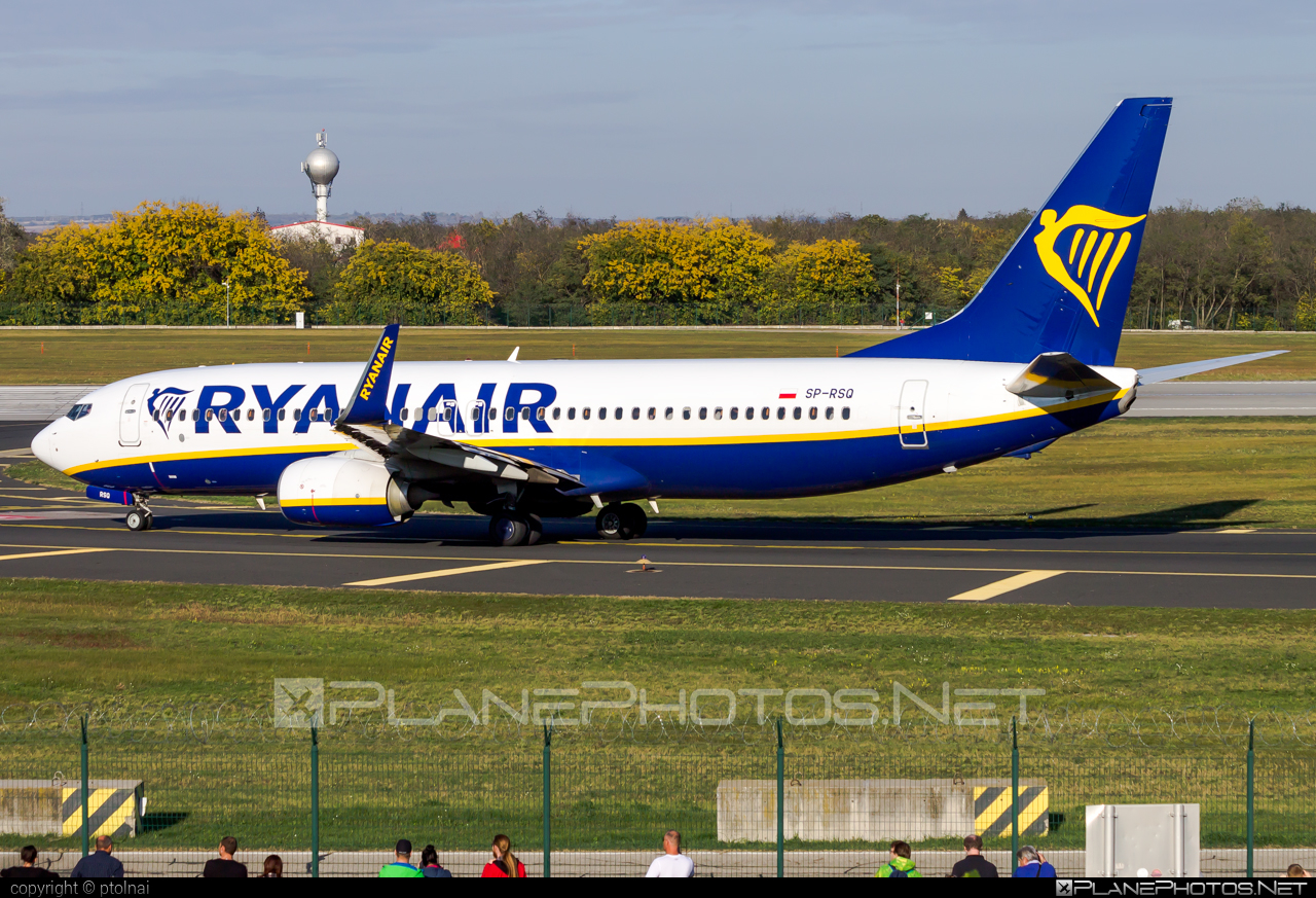 Boeing 737-800 - SP-RSQ operated by Ryanair Sun #b737 #b737nextgen #b737ng #boeing #boeing737 #ryanair #ryanairsun