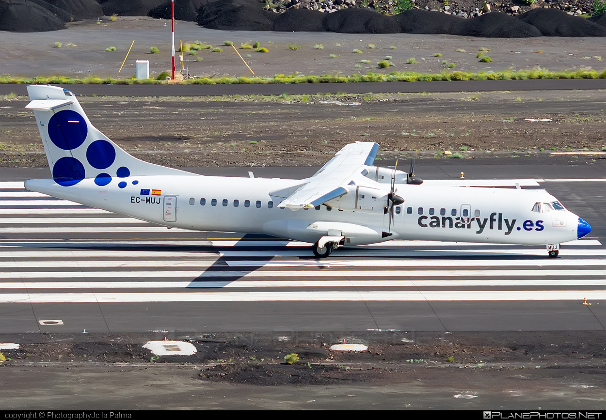 ATR 72-212A - EC-MUJ operated by Canaryfly #atr #atr72 #atr72212a #atr72500