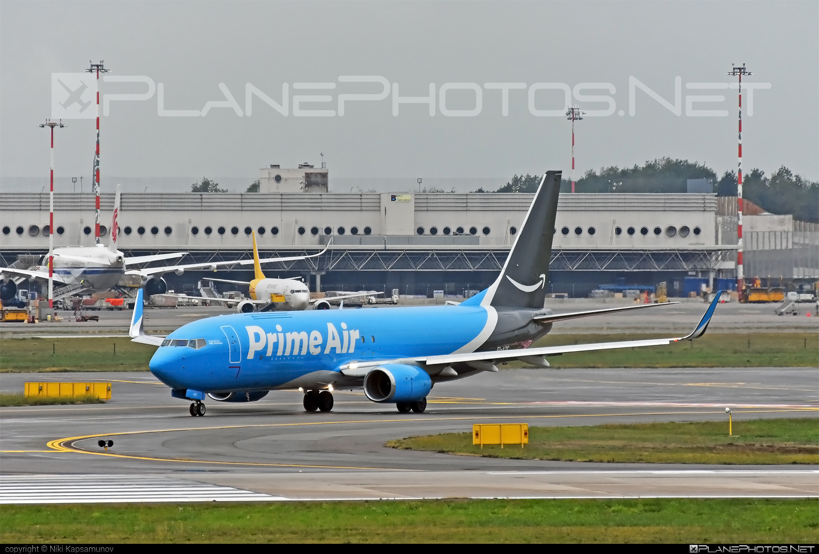 Boeing 737-800SF - EI-AZE operated by Amazon Air #amazonAir #b737 #b737800 #b737sf #boeing #boeing737