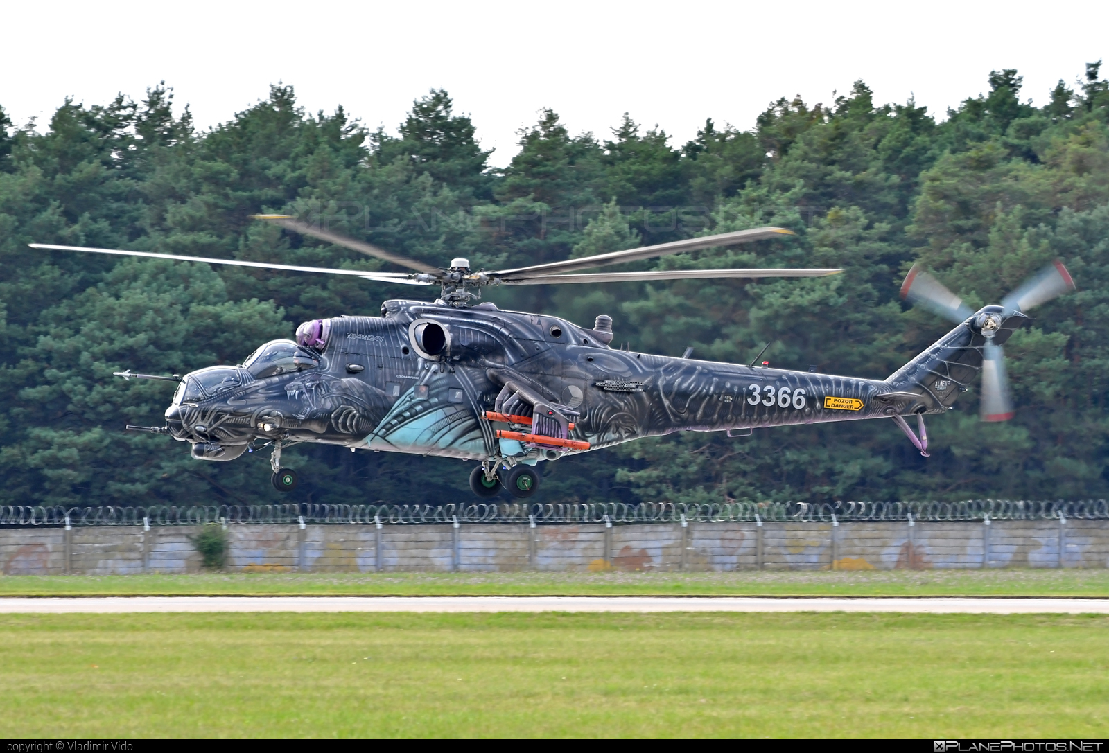 Mil Mi-35 - 3366 operated by Vzdušné síly AČR (Czech Air Force) #czechairforce #mi35 #mil #milhelicopters #siaf2022 #vzdusnesilyacr
