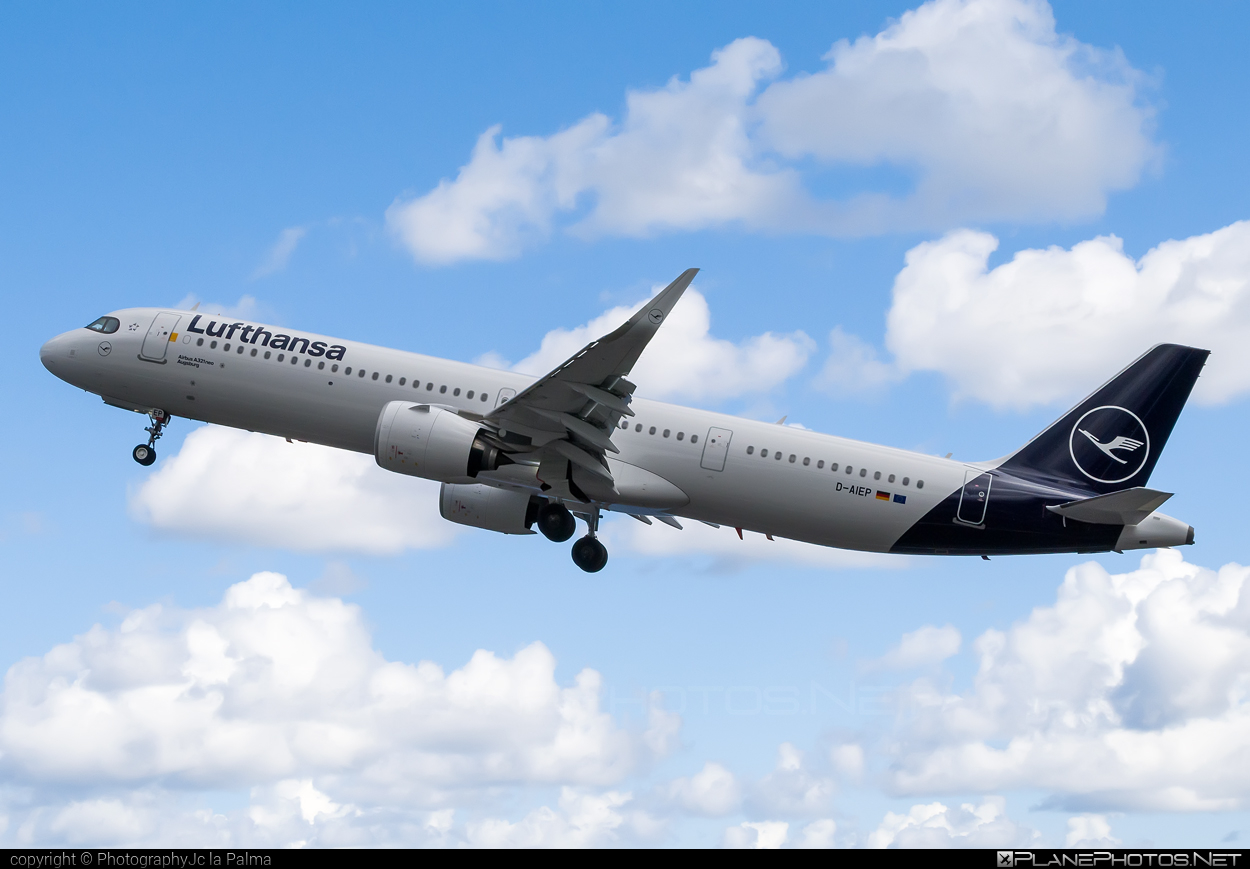 Airbus A321-271NX - D-AIEP operated by Lufthansa #a320family #a321 #a321neo #airbus #airbus321 #airbus321lr #lufthansa