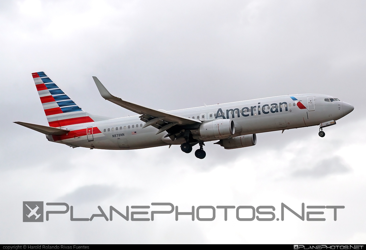 Boeing 737-800 - N878NN operated by American Airlines #americanairlines #b737 #b737nextgen #b737ng #boeing #boeing737