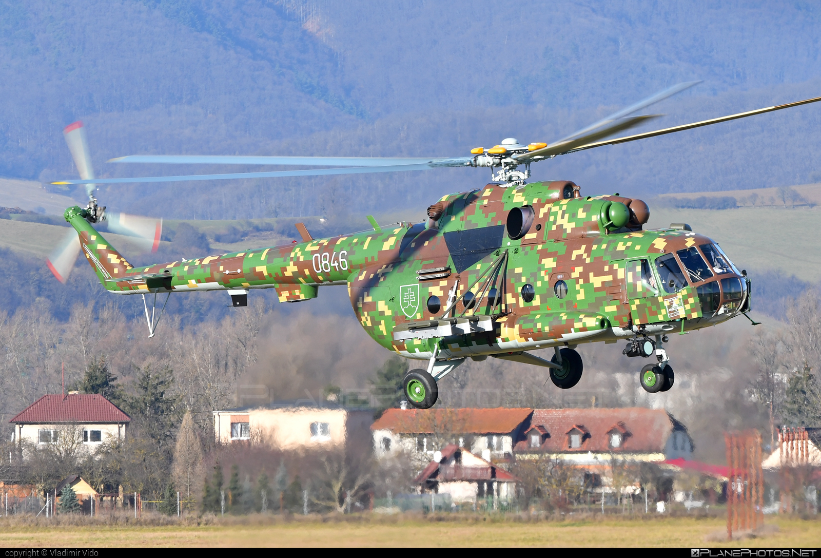 Mil Mi-17M - 0846 operated by Vzdušné sily OS SR (Slovak Air Force) #mi17 #mi17m #mil #milhelicopters #milmi17 #milmi17m #slovakairforce #vzdusnesilyossr