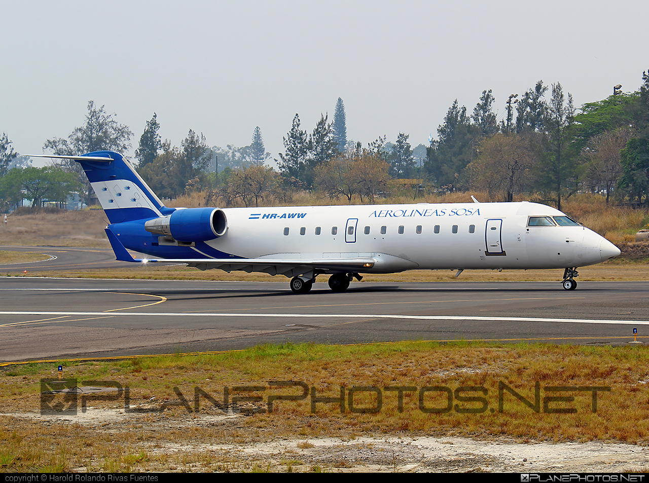 Bombardier CRJ100ER - HR-AWW operated by Aerolíneas Sosa #aerolineasSosa #bombardier #crj100 #crj100er
