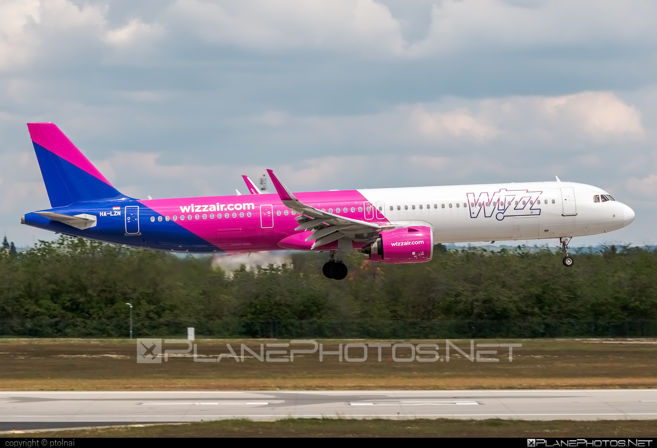 Airbus A321-271NX - HA-LZN operated by Wizz Air #FerencLisztIntl #a320family #a321 #a321neo #airbus #airbus321 #airbus321lr #wizz #wizzair