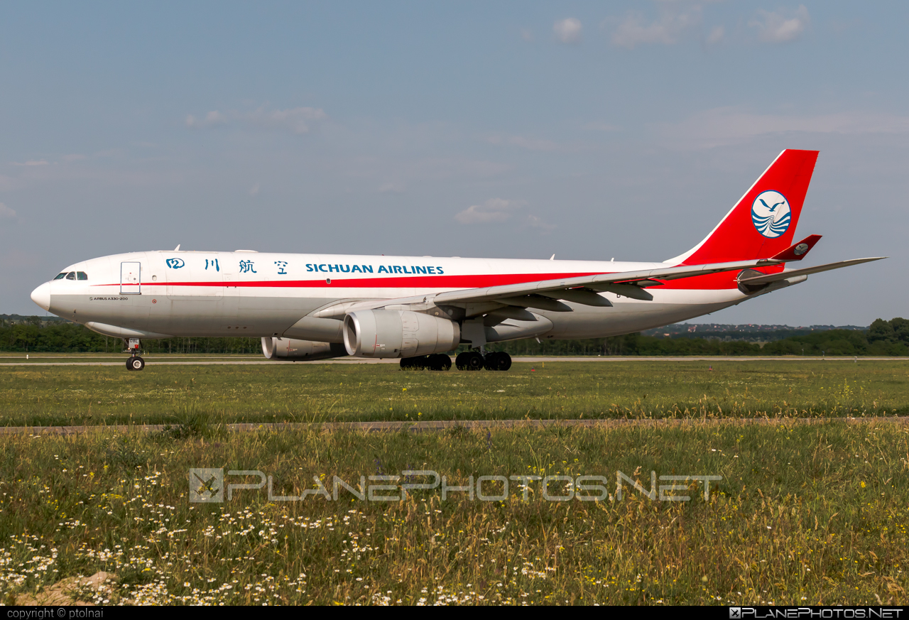 Airbus A330-243F - B-308L operated by Sichuan Airlines #FerencLisztIntl #SichuanAirlines #a330 #a330f #a330family #airbus #airbus330