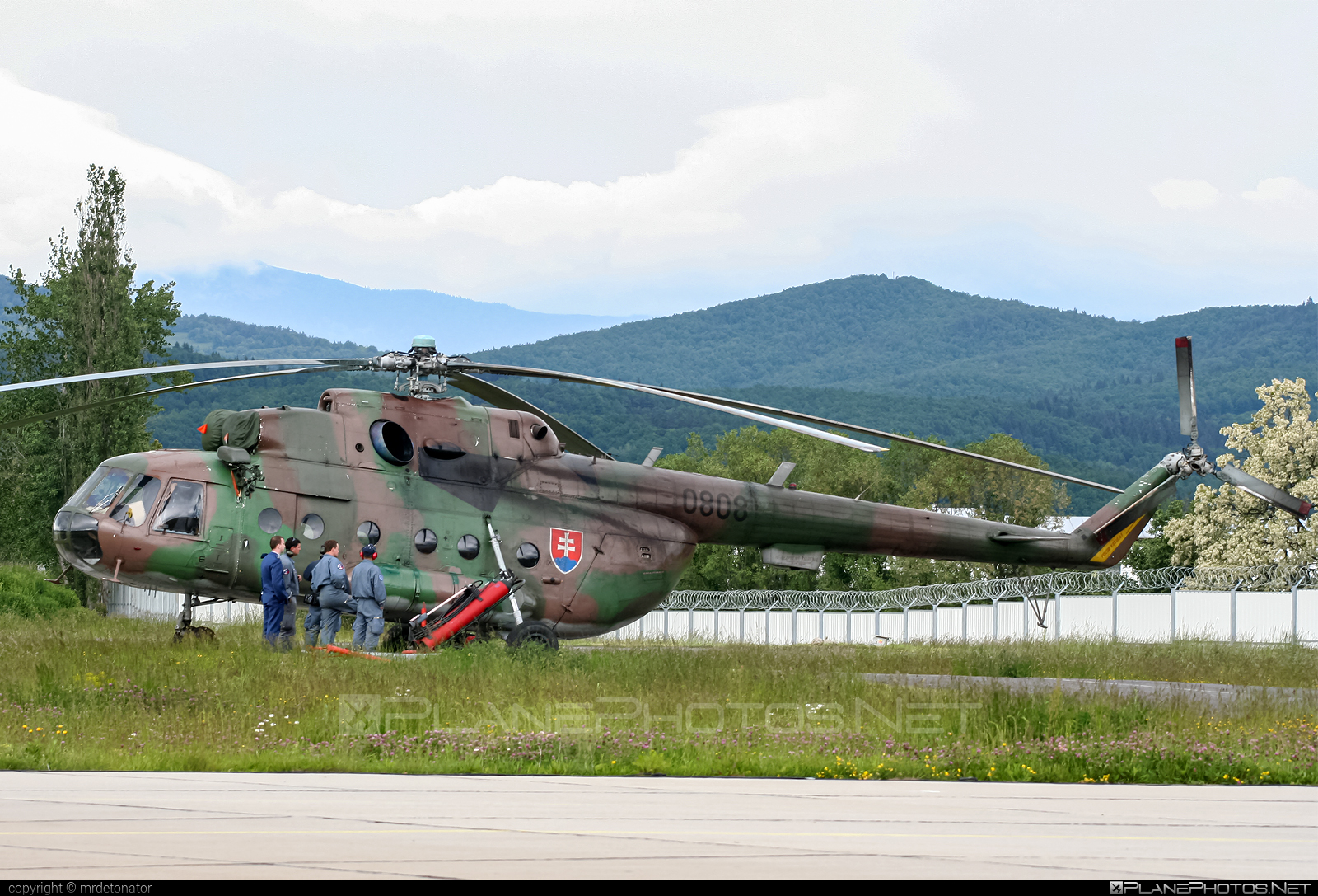 Mil Mi-17 - 0808 operated by Vzdušné sily OS SR (Slovak Air Force) #mi17 #mil #mil17 #milhelicopters #slovakairforce #vzdusnesilyossr