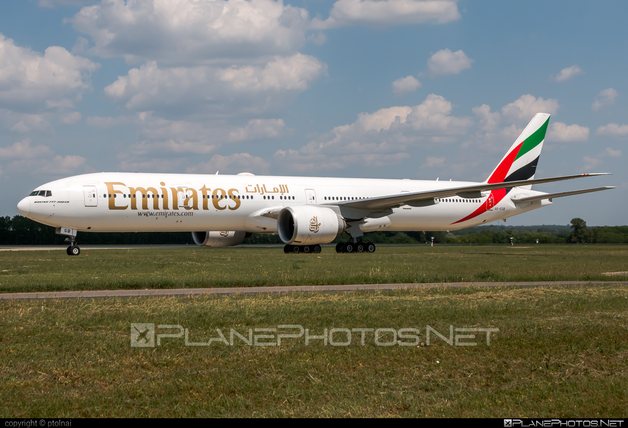 Boeing 777-300ER - A6-EGB operated by Emirates #FerencLisztIntl #b777 #b777er #boeing #boeing777 #emirates #tripleseven