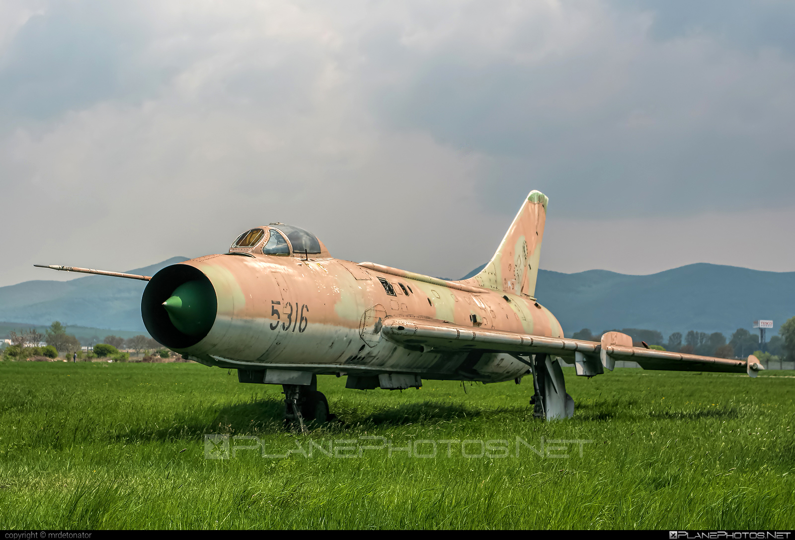 Sukhoi Su-7BM - 5316 operated by Letectvo ČSĽA (Czechoslovak Air Force) #czechoslovakairforce #letectvocsla #sukhoi