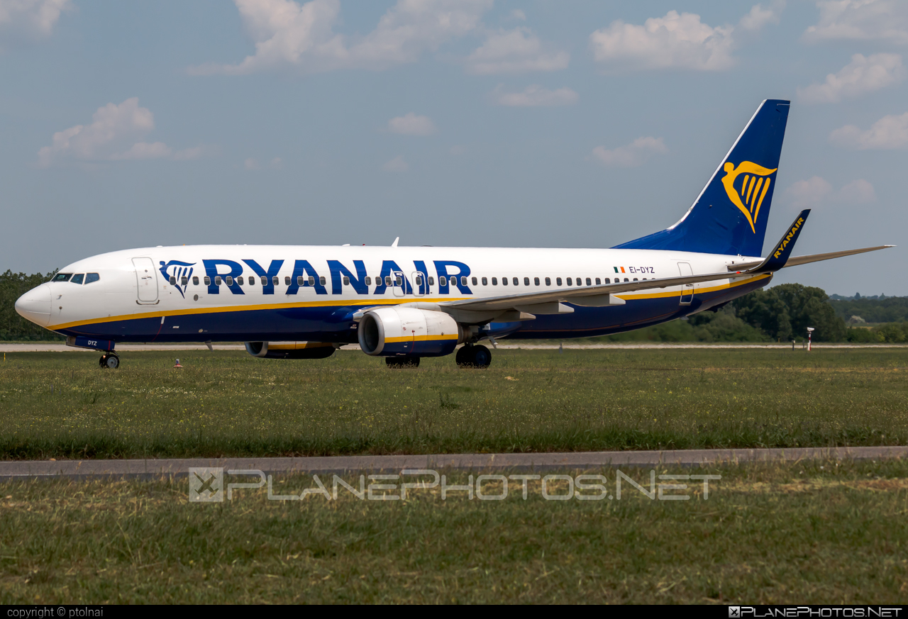 Boeing 737-800 - EI-DYZ operated by Ryanair #FerencLisztIntl #b737 #b737nextgen #b737ng #boeing #boeing737 #ryanair
