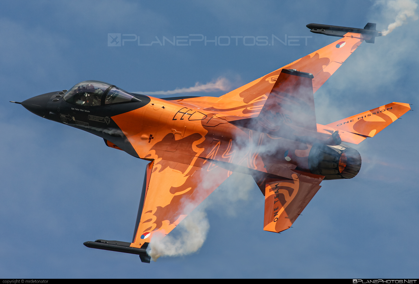 Fokker F-16AM Fighting Falcon - J-015 operated by Koninklijke Luchtmacht (Royal Netherlands Air Force) #f16 #f16am #fightingfalcon #fokker #koninklijkeluchtmacht #royalnetherlandsairforce