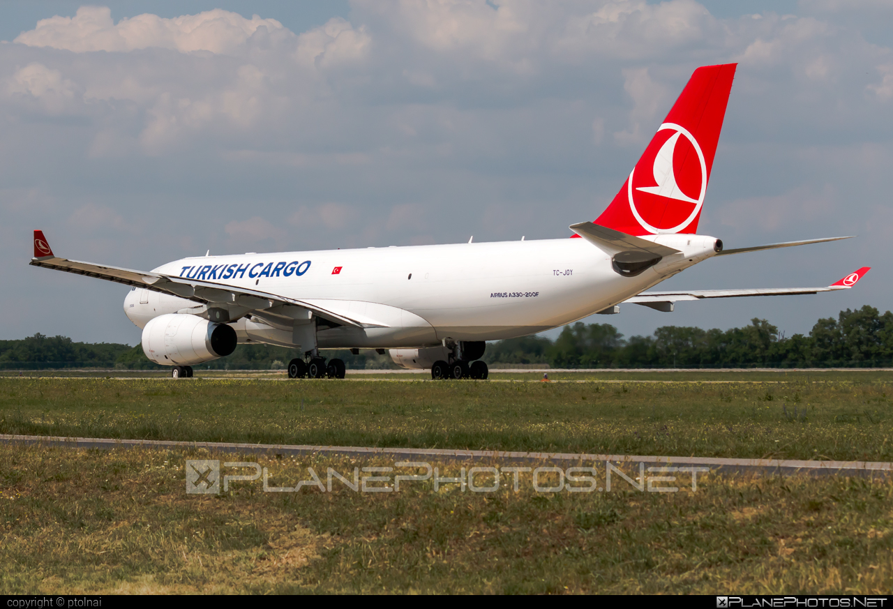Airbus A330-243F - TC-JOY operated by Turkish Airlines Cargo #FerencLisztIntl #a330 #a330f #a330family #airbus #airbus330 #turkishairlinescargo