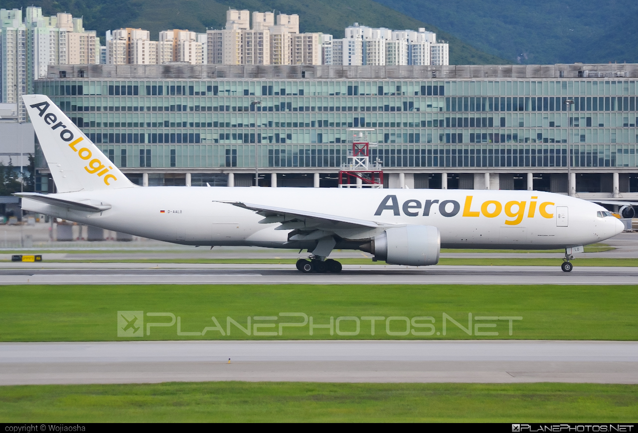 Boeing 777F - D-AALB operated by AeroLogic #HongKongChekLapKokIntl #aerologic #b777 #b777f #b777freighter #boeing #boeing777 #tripleseven